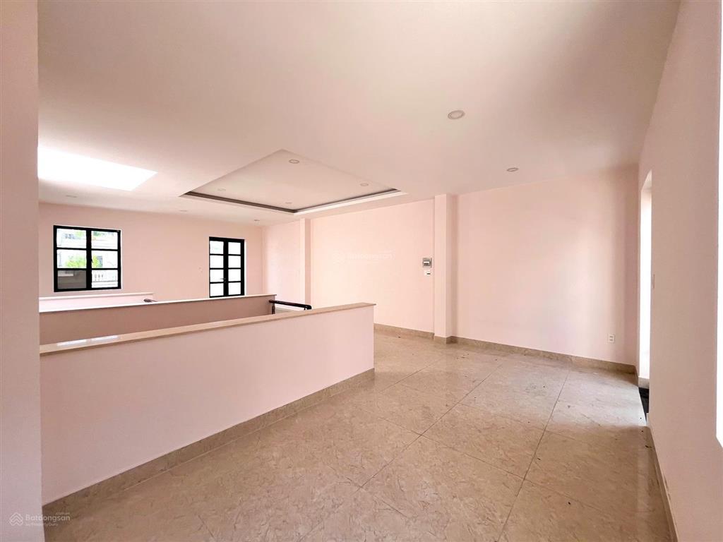 Cho thuê nhà nguyên căn cityland gía 60tr tl