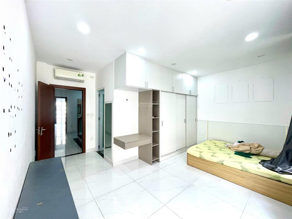 Cho thuê nhà nguyên căn cityland hầm trệt 3 lầu giá 40tr