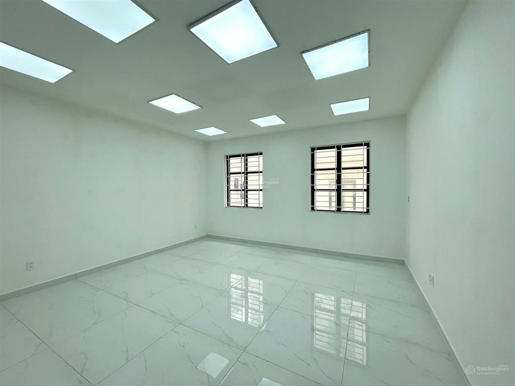 Cho thuê nhà nguyên căn cityland hầm trệt 3 lầu giá 40tr