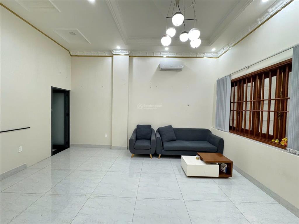 Cho thuê mặt bằng trệt cityland 60m2 giá 12tr
