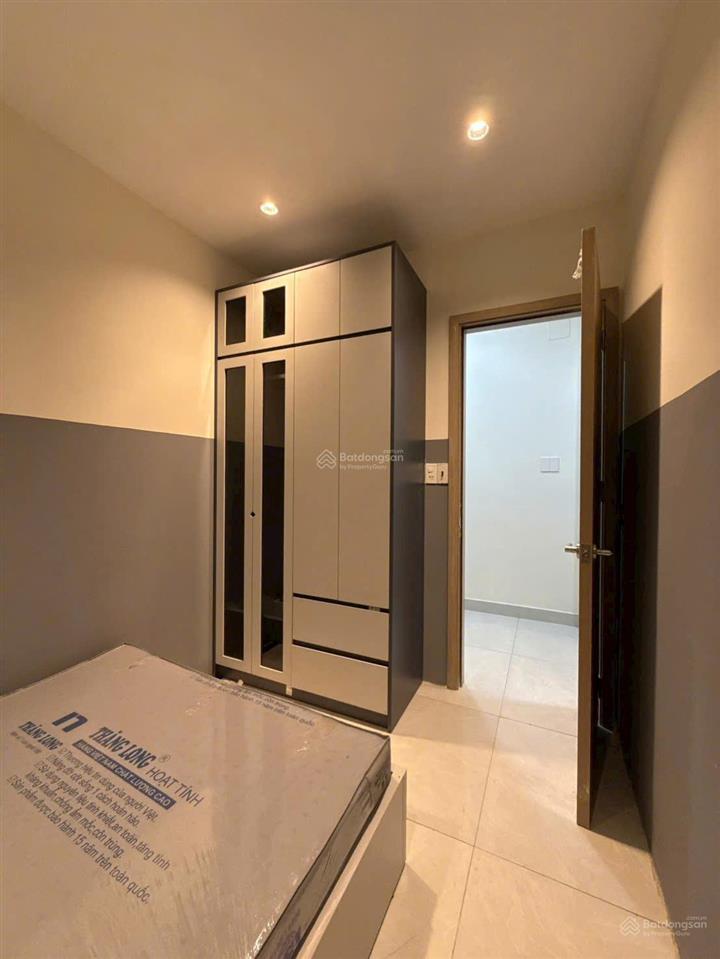 Chdv lầu 1 full nội thất 2pn có chỗ để xe