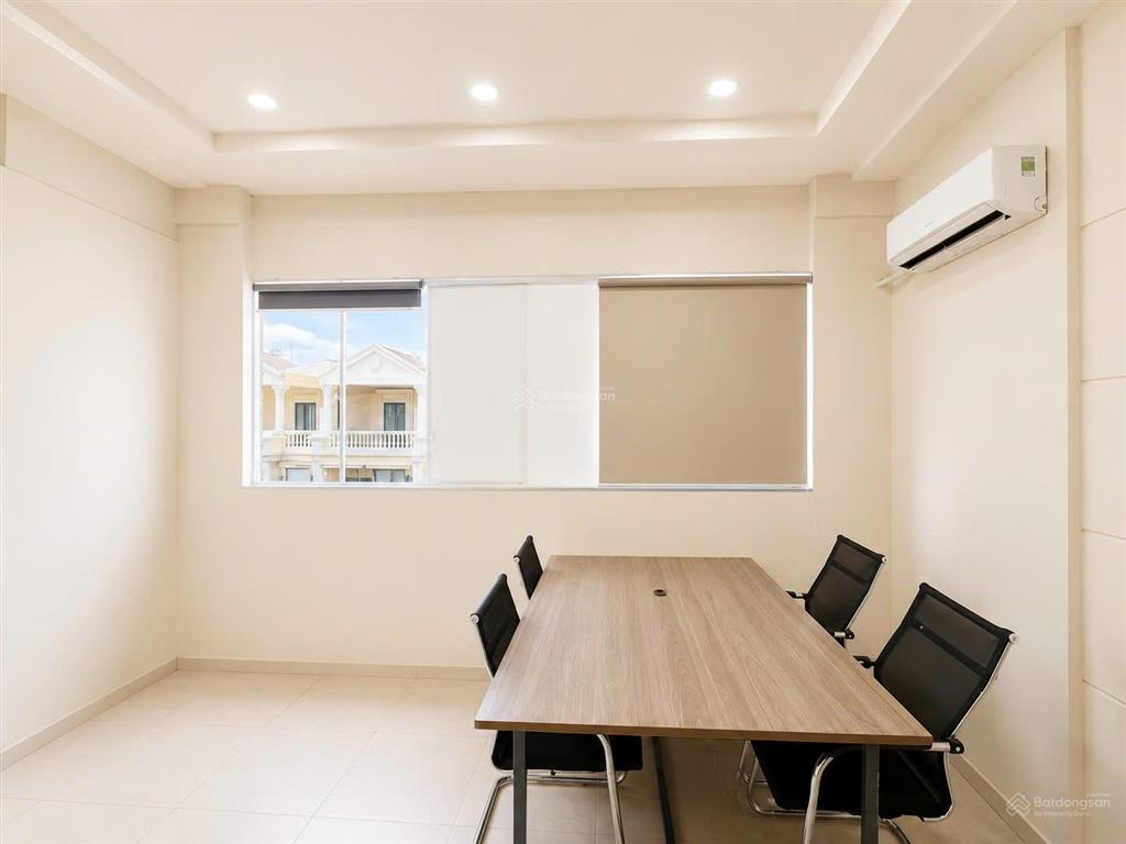 Văn phòng cityland sẵn nội thất 35m2 giá 7,5tr