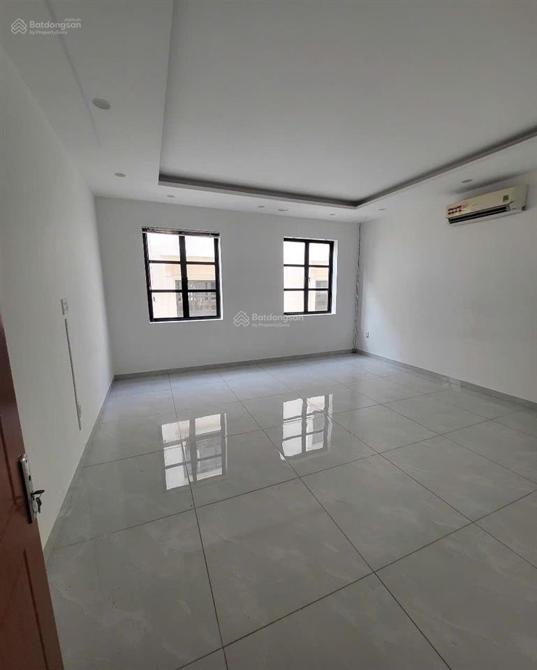 Văn phòng cityland giá 5tr dt 25m2