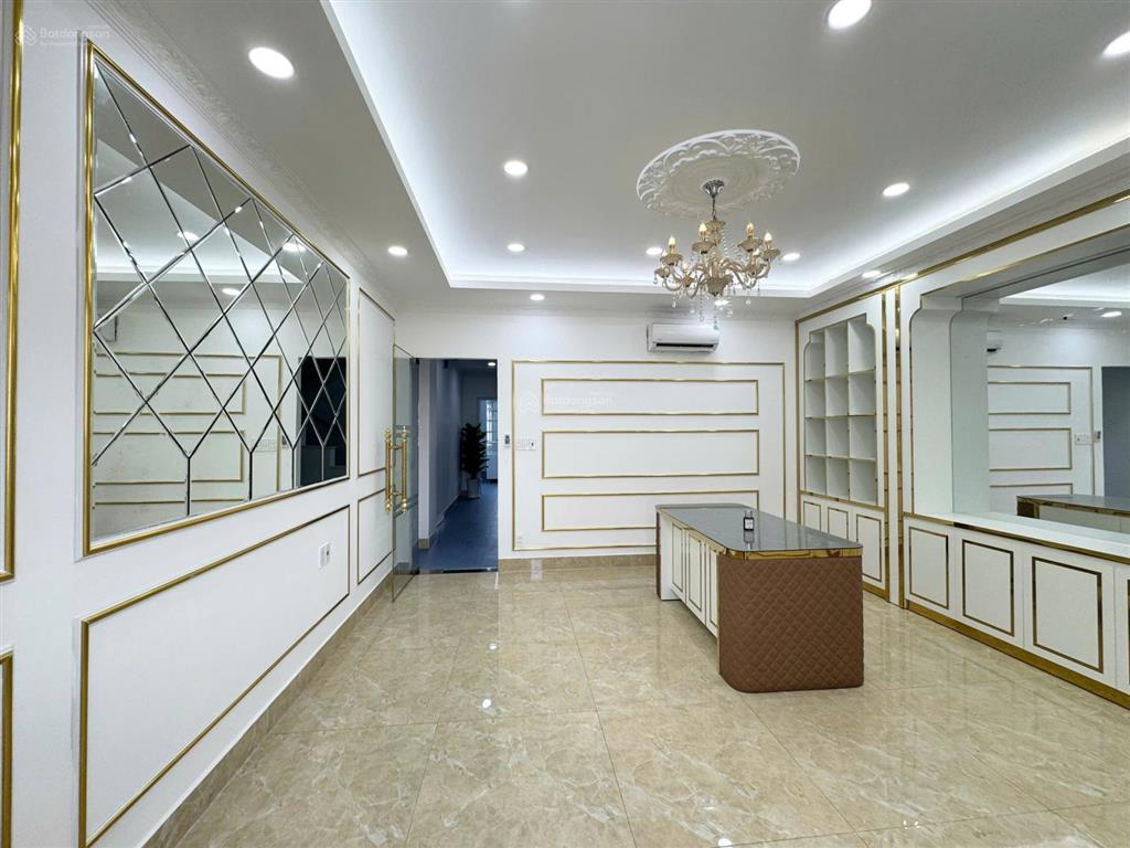 Nguyên căn cityland góc công viên 10m có thang máy hầm  trệt  3 lầu