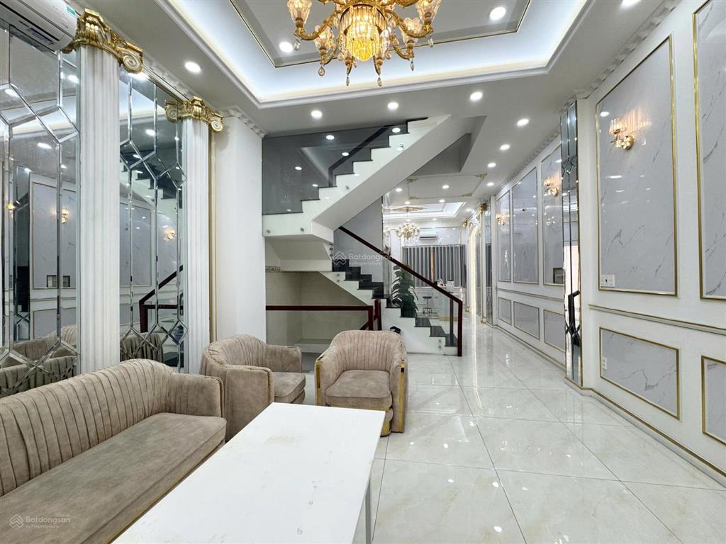 Nguyên căn cityland góc công viên 10m có thang máy hầm  trệt  3 lầu