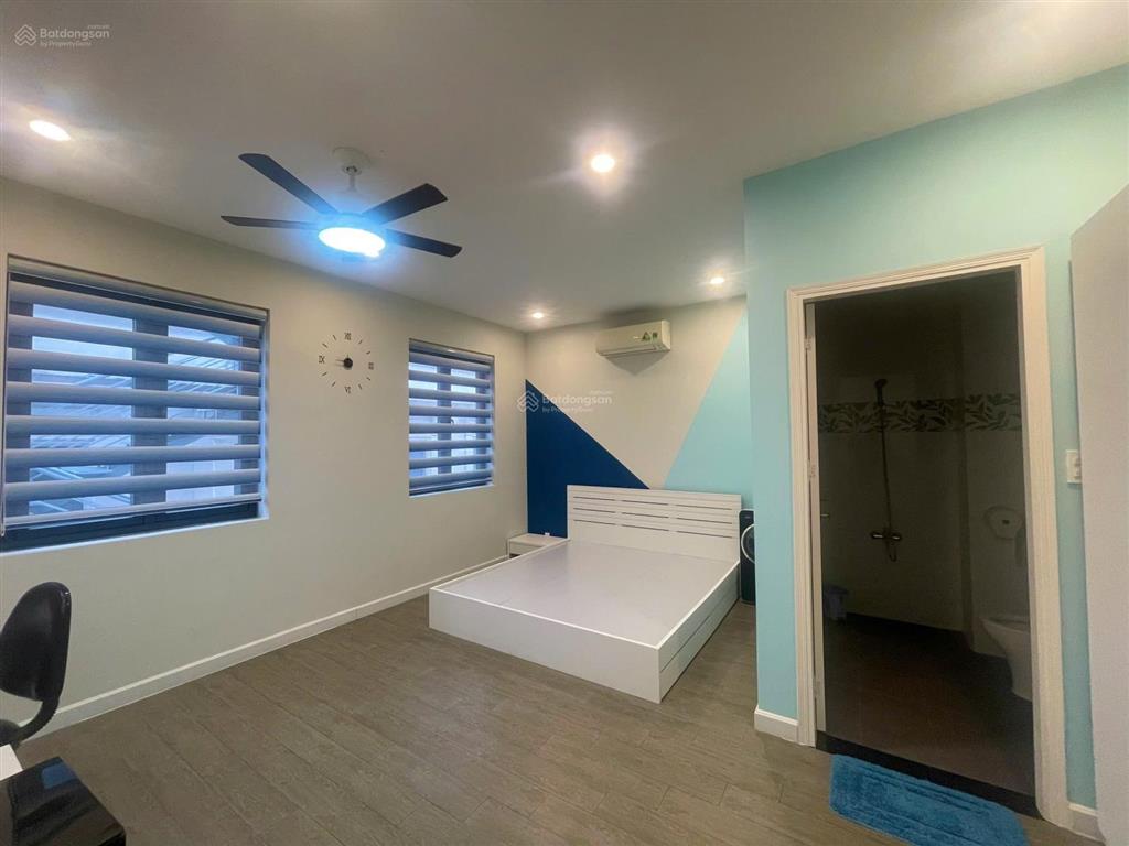 Bán nhà full nội thất decor mới đẹp như hình