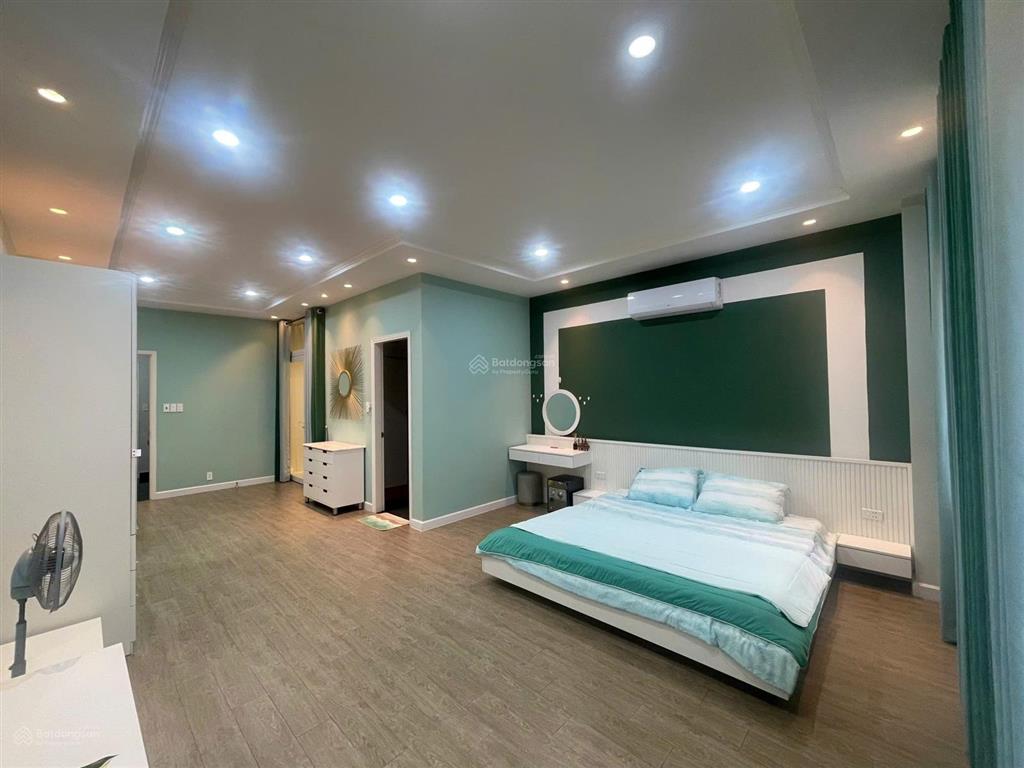 Bán nhà full nội thất decor mới đẹp như hình
