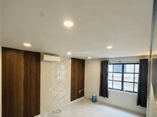 Cityland văn phòng lầu 1 giá 5tr sẵn máy lạnh
