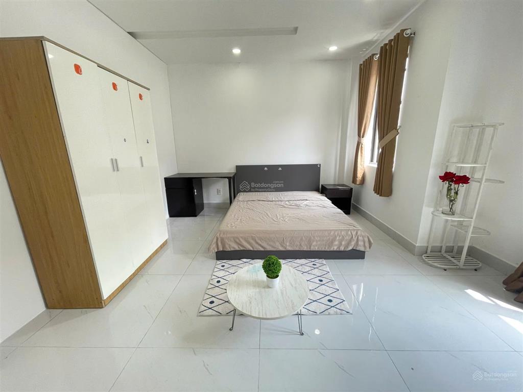 Chdv full nội thất, tách bếp, ban công rộng thoáng mát