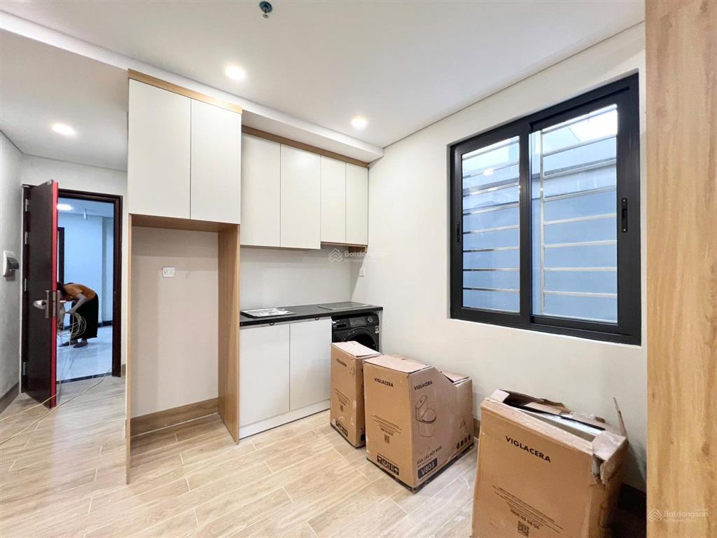 Toà mới full nội thất cực xịn ô tô đỗ cửa, cổng cửa vân tay cực thoáng