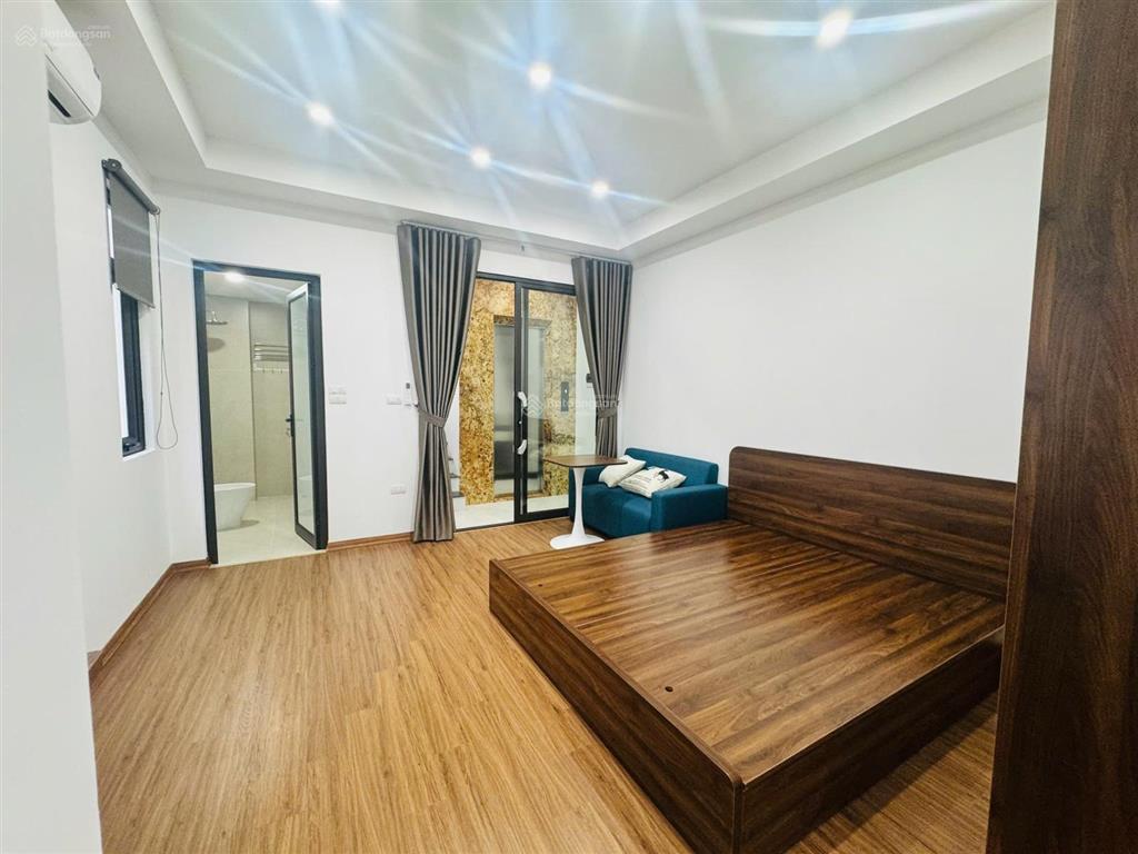 Nhà mới 1 tầng 1 phòng ngay trung tâm cầu giấy cực thoáng