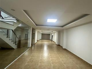 Cho thuê nhà 70m*6 tầng, thang máy, mặt phố nguyễn văn cừ, long biên, giá 40 triệu (tl).