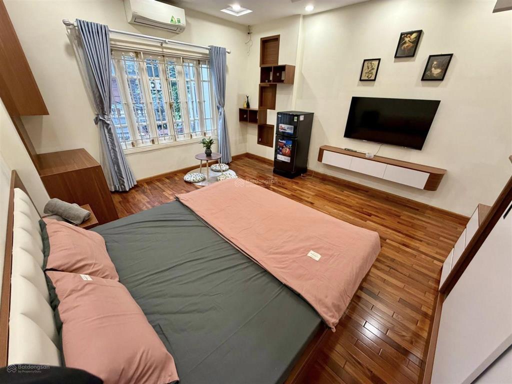 Cho thuê biệt thự đẹp 100m*5 tầng, full đồ, ngõ 209 đội cấn  ngọc hà, ba đình, giá 34 triệu (tl).