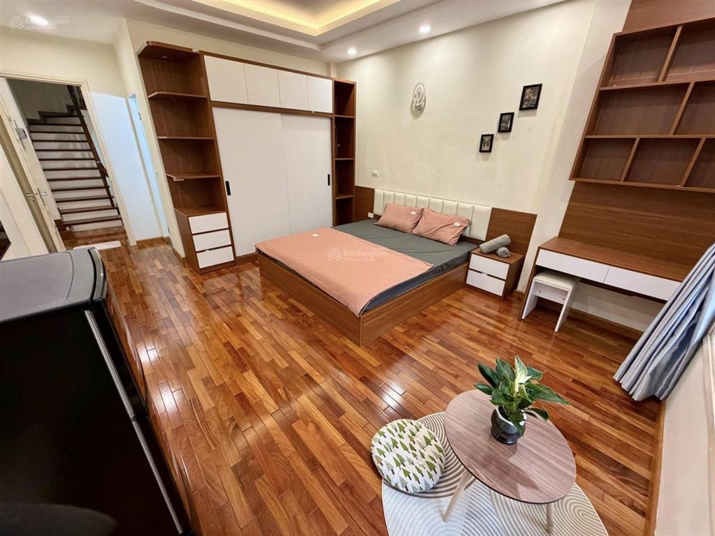 Cho thuê biệt thự đẹp 100m*5 tầng, full đồ, ngõ 209 đội cấn  ngọc hà, ba đình, giá 34 triệu (tl).