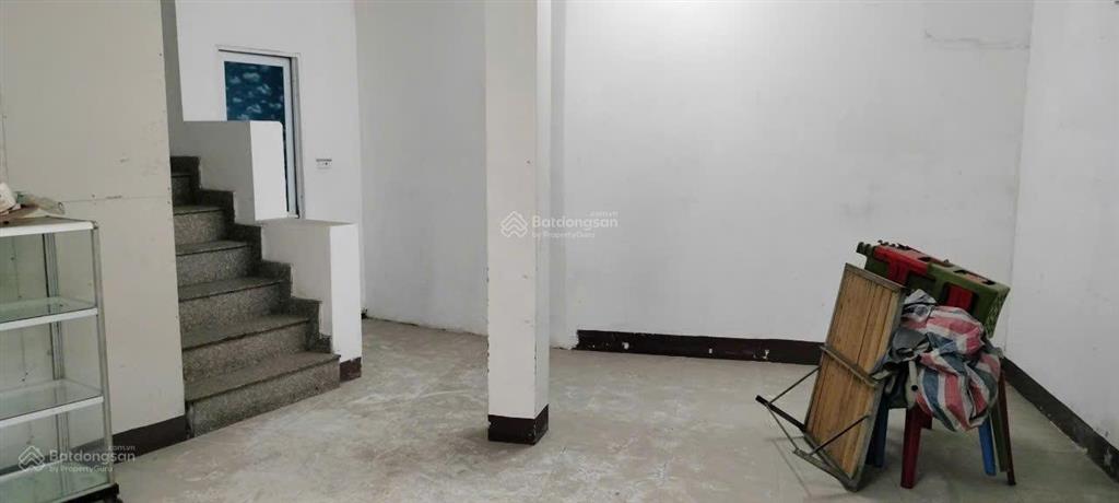 Cho thuê nhà 2 tầng lô góc mặt tiền đốc ngữ, ba đình, hn. giá 15 tr/tháng
