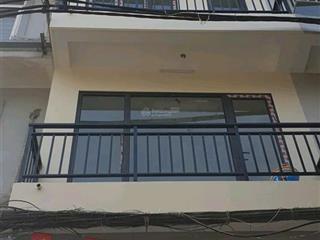 Cho thuê nhà 60m*5 tầng, thang máy, ngõ 55 hoàng hoa thám, ngọc hà, ba đình, giá 24 triệu (tl).