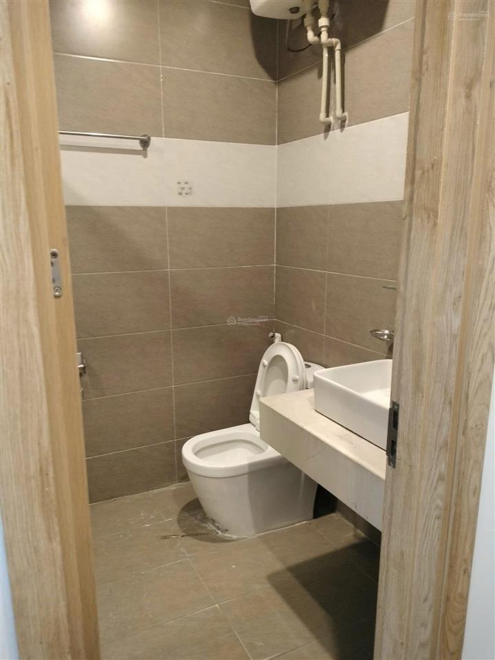 Chính chủ cho thuê nhà 35m*5 tầng, full đồ, số 3 ngõ 696 nguyễn văn cừ, bồ đề, giá 10 triệu(tl).