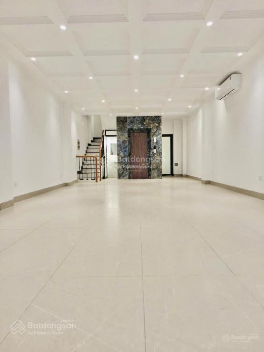 Cho thuê biệt thự 120m*6 tầng, thang máy, full đồ, liền kề hồng tiến, long biên, giá 35 triệu (tl).