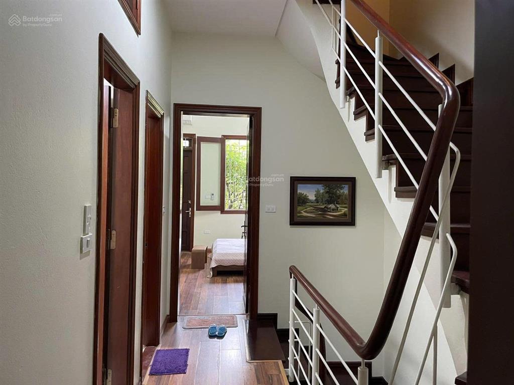 Cho thuê nhà liền kề 100m*5 tầng, đẹp, phố hoàng quốc việt, cầu giấy