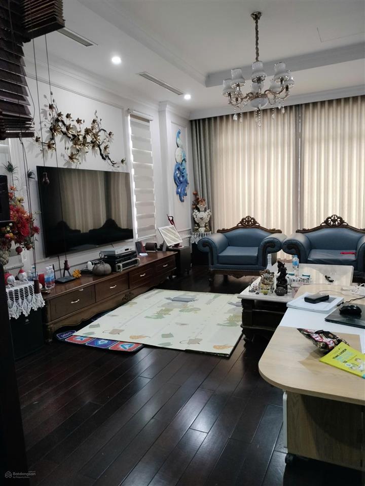Chính chủ cho thuê nhà 55m*6 tầng, full đồ, thang máy, phố đặng văn ngữ, đống đa, giá 22 triệu