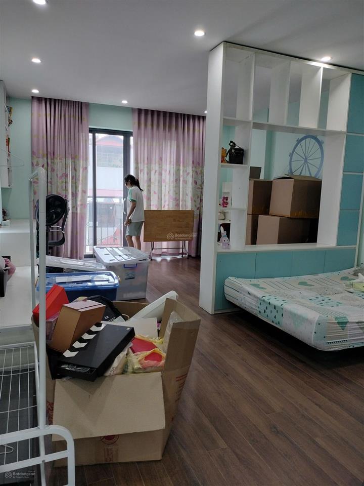 Chính chủ cho thuê nhà 55m*6 tầng, full đồ, thang máy, phố đặng văn ngữ, đống đa, giá 22 triệu