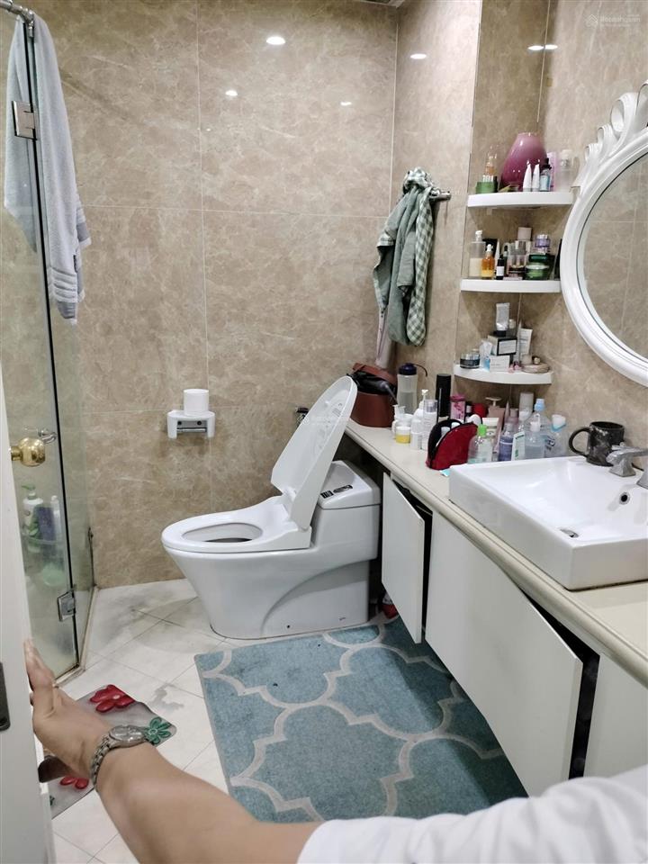 Chính chủ cho thuê nhà 55m*6 tầng, full đồ, thang máy, phố đặng văn ngữ, đống đa, giá 22 triệu