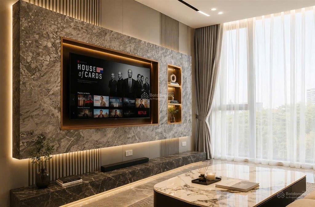 Cho thuê nhà nguyên căn 60m*6 tầng, thang máy, đội cấn ba đình, giá 35 triệu.