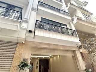 Cho thuê nhà 65m*8 tầng, hào nam, phố ô chợ dừa, quận đống đa, giá 54 triệu.