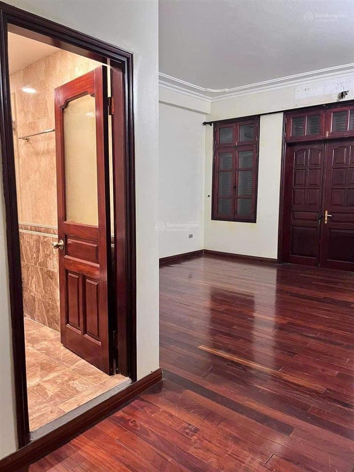 Cho thuê nhà 80m2 x 4,5 tầng, ngõ 583 kim ngưu, hai bà trưng, (ô tô đỗ cửa), giá 18 triệu