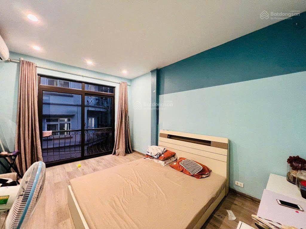 Cho thuê nhà phân lô 38m2*5 tầng, ngõ 51 lãng yên, phường hồng hà, quận hai bà trưng, giá 15 triệu