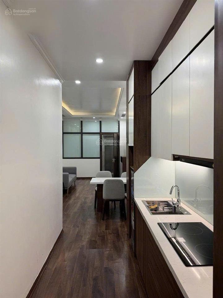 Cho thuê nhà riêng 70m*, 6 tầng thang máy phố 71 lê đại hành, hai bà trưng, giá 45 triệu.