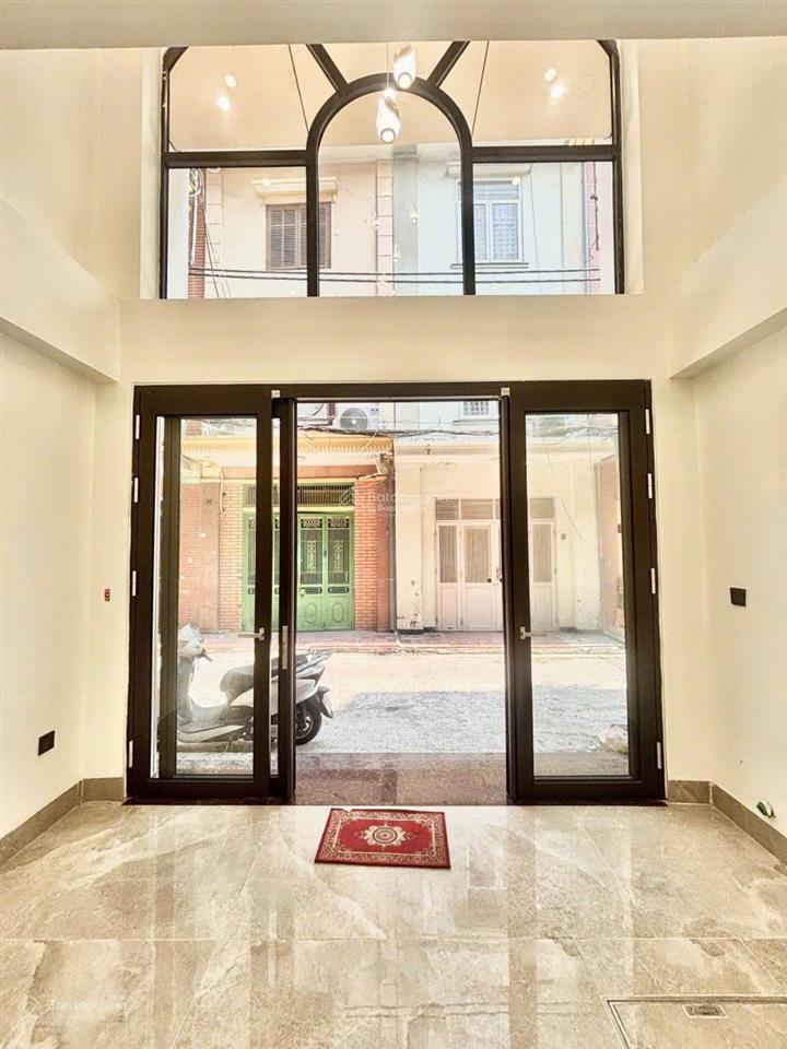 Cho thuê nhà nguyên căn 50m2 x 7 tầng, thanh nhàn, hai bà trưng, giá 37 triệu