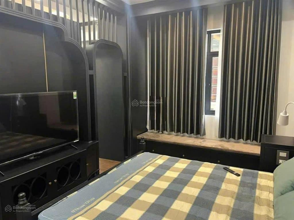 32 triệu, thang máy, cho thuê nhà 5 tầng ngõ 7 phố phùng chí kiên, phường nghĩa đô, quận cầu giấy.