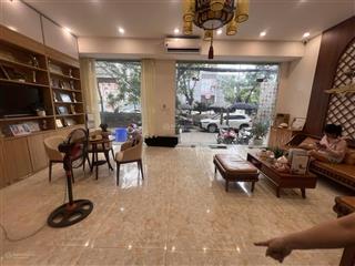 Cho thuê nhà 45m x 4,5 tầng, mặt tiền 6m, có chỗ để xe trước nhà, hồ ba mẫu, đống đa, giá 17 triệu.