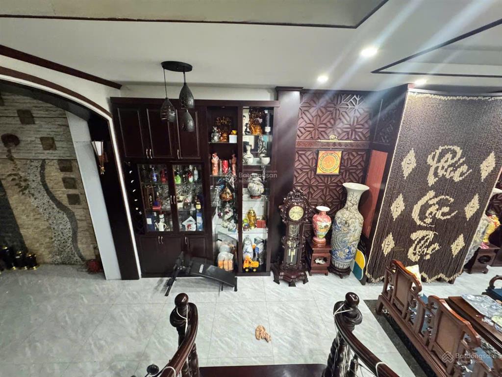 Cho thuê nhà 60m2*4 tầng, nguyên căn ngõ 156 phố lạc trung, hai bà trưng, giá 15 triệu