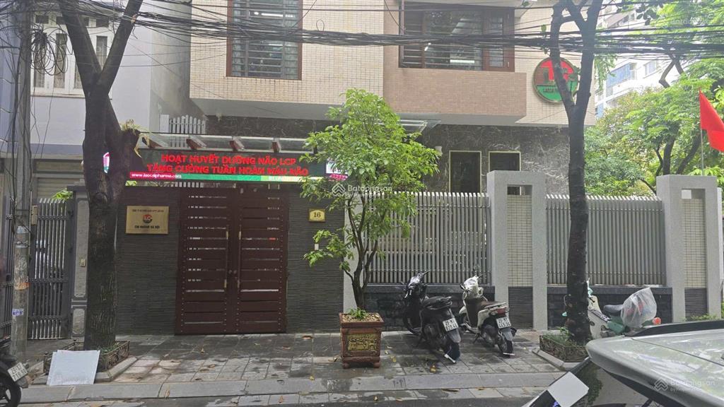 Chính chủ cho thuê nhà 240m2, 2 tầng, dịch vọng hậu, cầu giấy, giá 40 triệu.