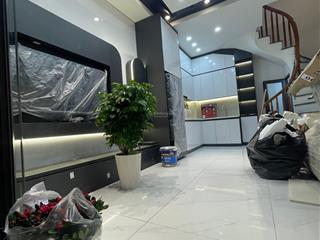 Siêu mới bán nhà phố tôn đức thắng, mới kính koong, nội thất full, ngõ nông thông nhiều nơi 35mx5tg