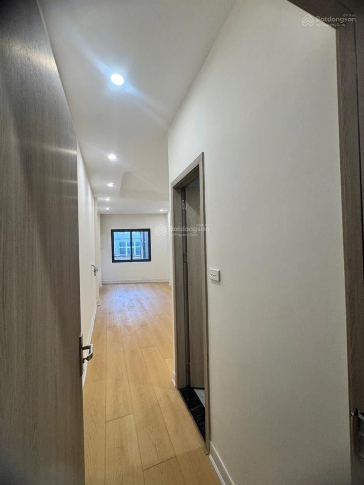 Siêu đẹp bán nhà phố phương mai, tháng máy, dòng tiền tốt, view hồ, 2m ra phố, 35m*6tầng ,10tỷ500