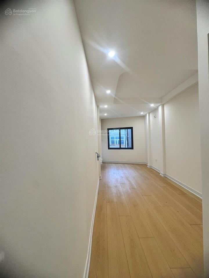 Siêu đẹp bán nhà phố phương mai, tháng máy, dòng tiền tốt, view hồ, 2m ra phố, 35m*6tầng ,10tỷ500