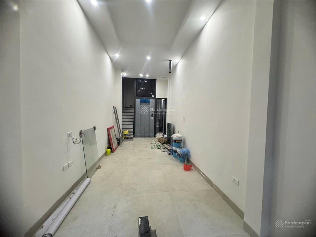 Siêu đẹp bán nhà phố phương mai, tháng máy, dòng tiền tốt, view hồ, 2m ra phố, 35m*6tầng ,10tỷ500