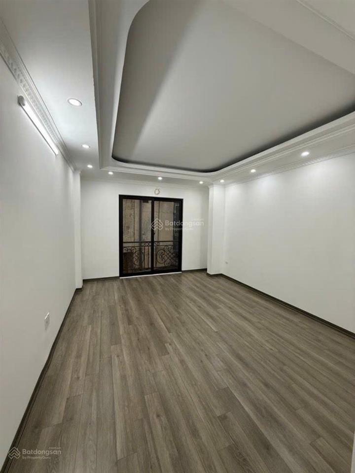 Hiếm nhà bán phố thanh miến, oto 2 chiều, mới kính koong, thang máy xịn, 39.6m2x5 tầng, 14 tỷ