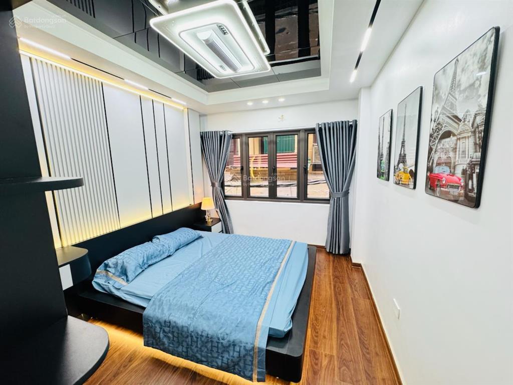 Bán nhà siêu đẹp phố đặng tiến đông, nhà mới ngõ ô tô, dân trí cao, tặng full nt ở ngay, 35m2*5t