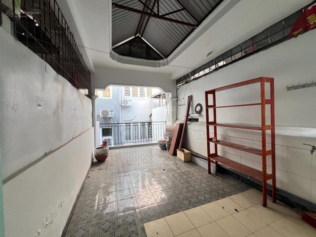 Có 1 0 2 bán nhà phố nguyễn phúc lai, ngõ 3 gác phi, 1 ngoặt ra oto,ngõ thông , 45m*4tầng , 13tỷ