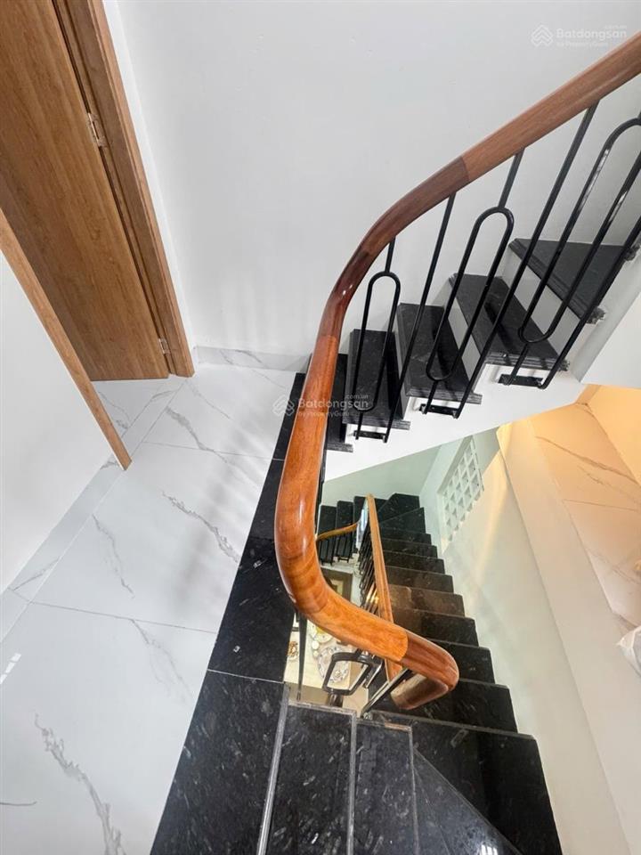 Siêu đẹp!bán nhà phố thổ quan, trước nhà thoáng, ngõ thông, 100m ra mặt phố, 35m*4tầng  8tỷ