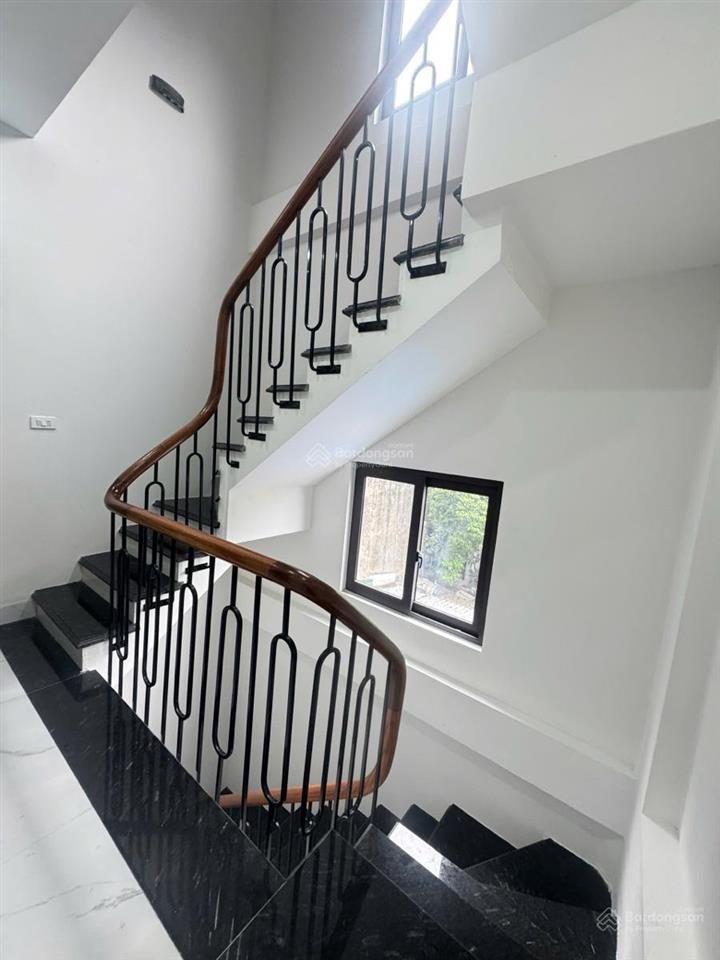 Siêu đẹp!bán nhà phố thổ quan, trước nhà thoáng, ngõ thông, 100m ra mặt phố, 35m*4tầng  8tỷ