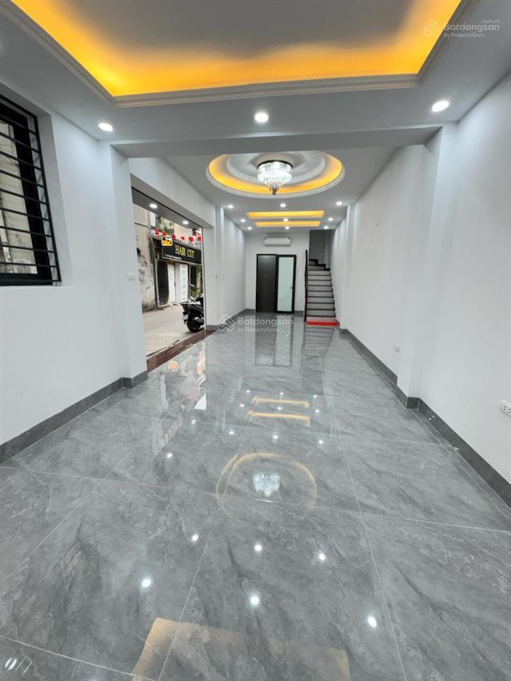 Nhà đẹp phố hoàng ngọc phách, kinh doanh tốt, lô góc 3 thoáng vĩnh viễn, đường to thoáng, 60m*5tâng