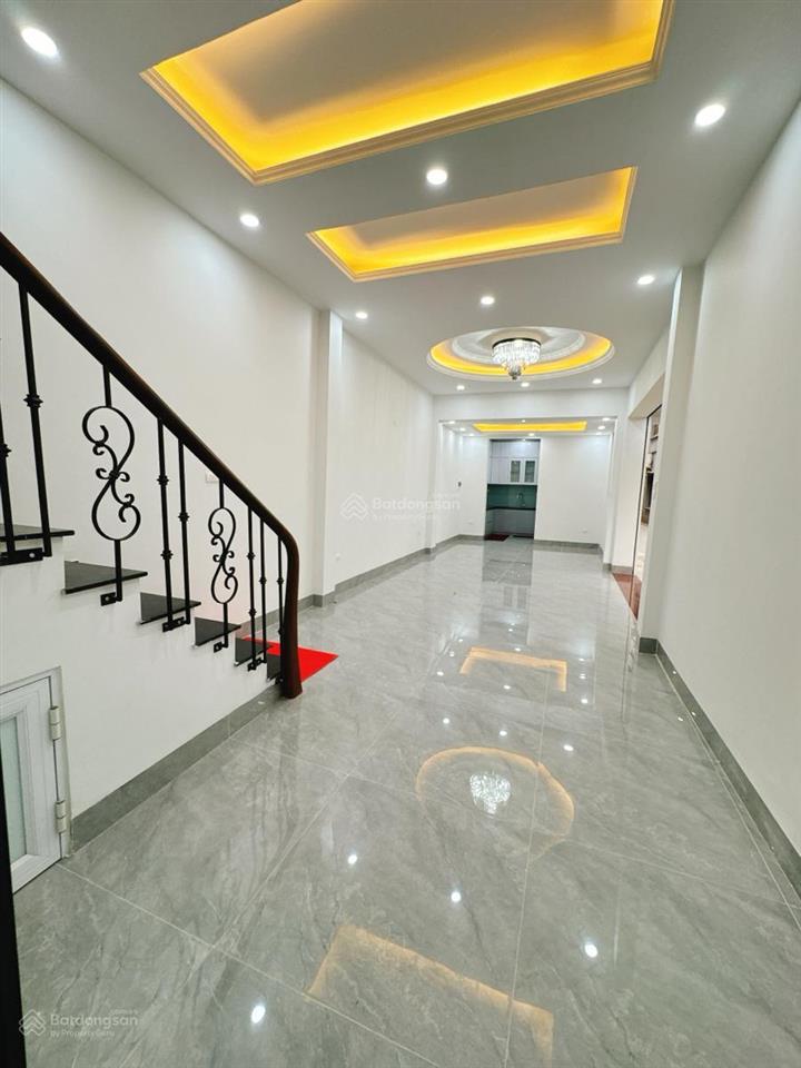 Nhà đẹp phố hoàng ngọc phách, kinh doanh tốt, lô góc 3 thoáng vĩnh viễn, đường to thoáng, 60m*5tâng