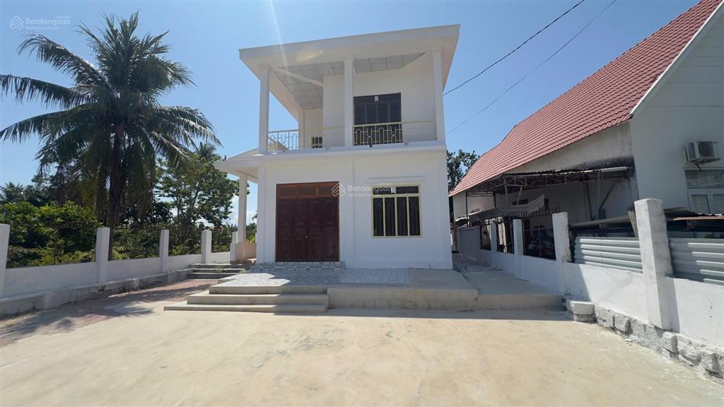 Nhà mới bắc vân phong gần biển giá tốt chỉ 12tr/m vị trí thôn tân đức đông