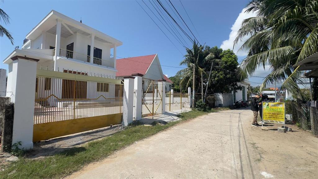 Nhà mới bắc vân phong gần biển giá tốt chỉ 12tr/m vị trí thôn tân đức đông