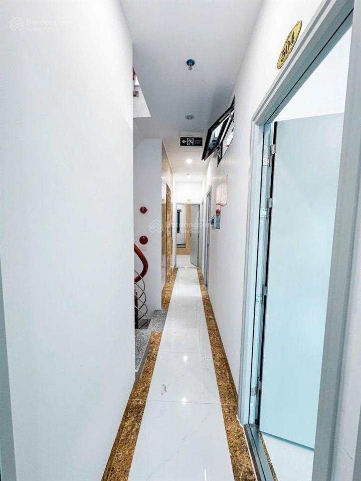 Chung cư mini phố hào nam, đống đa 111m2, 8t, thang máy, 130tr/th, hiếm , giá chỉ 23 tỷ